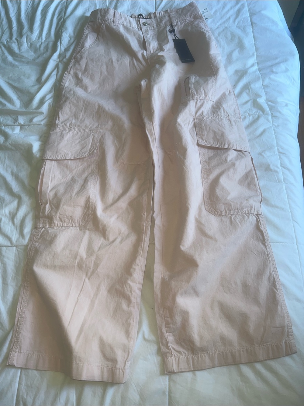 Forever 21 Women's Wide-Leg Cargo Pants in Light Pink